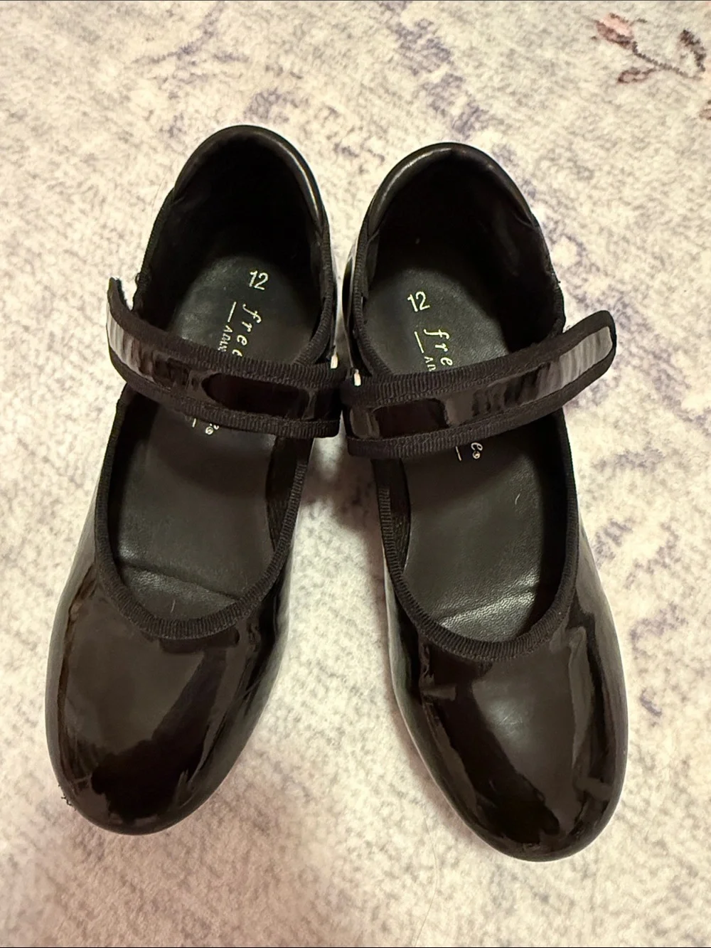 Danskin Black Patent Mary Jane Tap Shoes with Velcro Strap Sz 12
